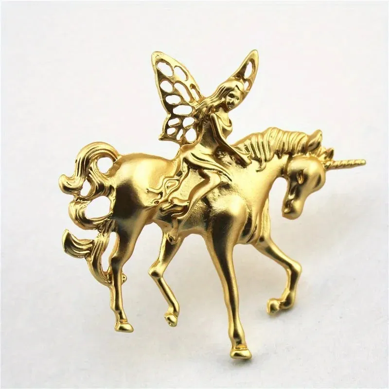 Berkant Embroidery Brooch Pin