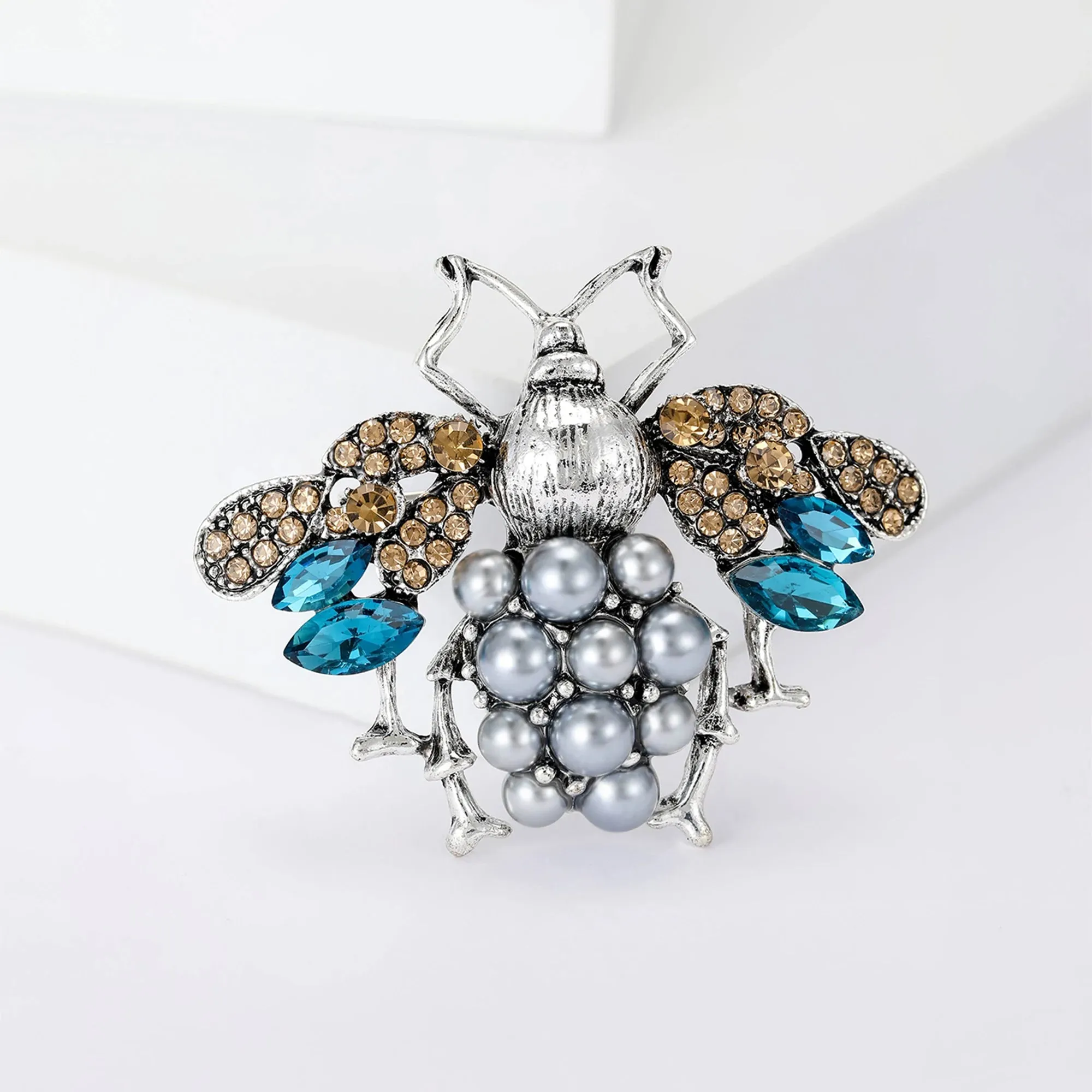 Emre Rhinestone Brooch Pin