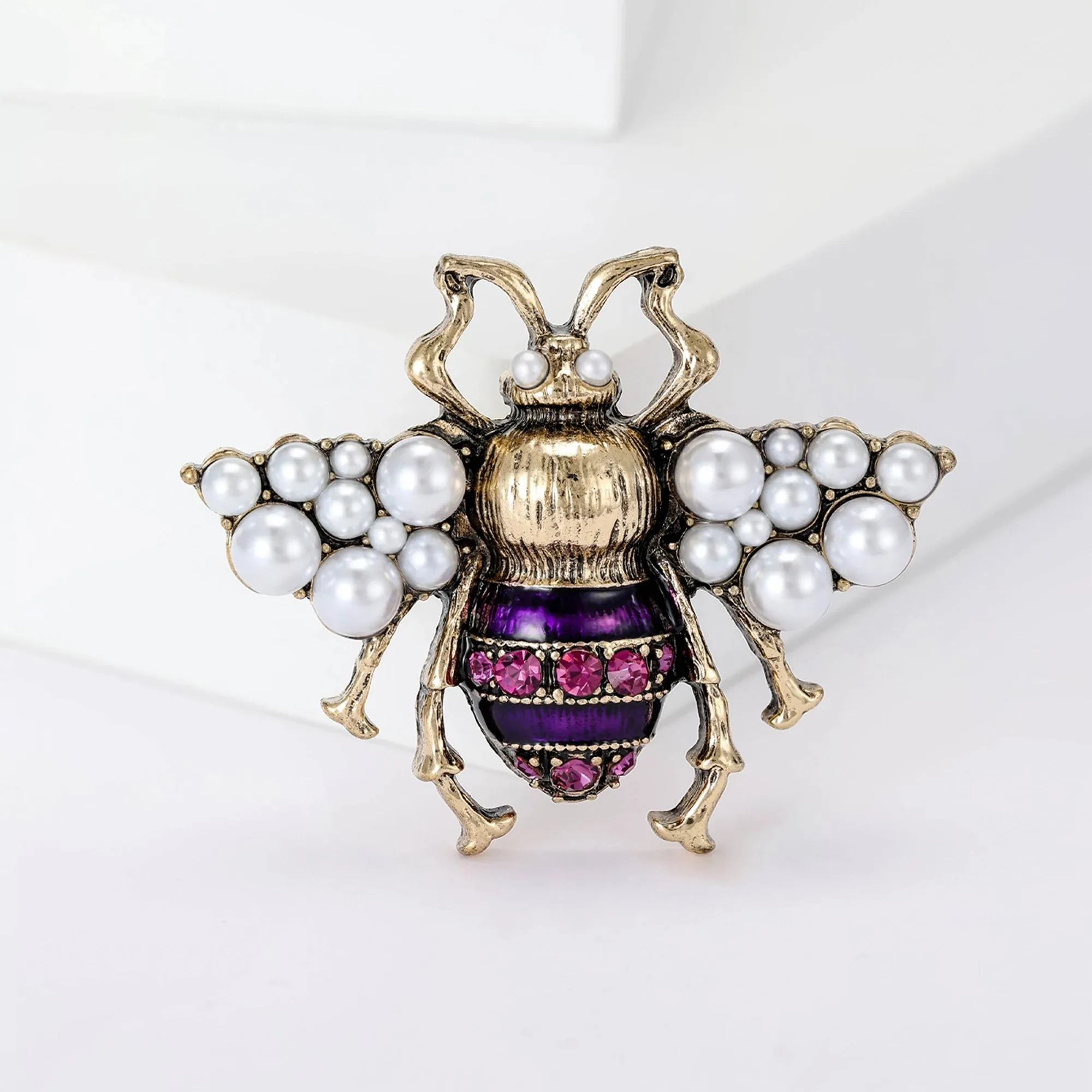 Emre Rhinestone Brooch Pin