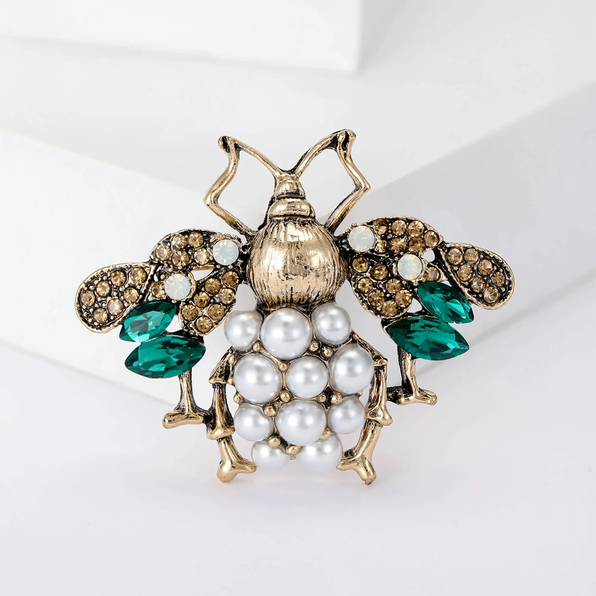 Emre Rhinestone Brooch Pin