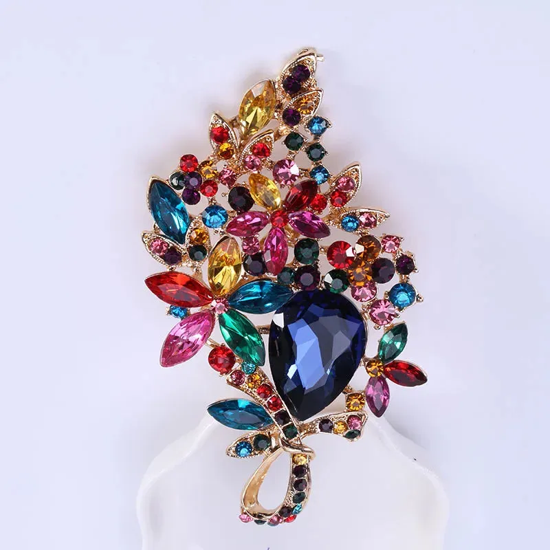 Malha Leather Brooch Pin
