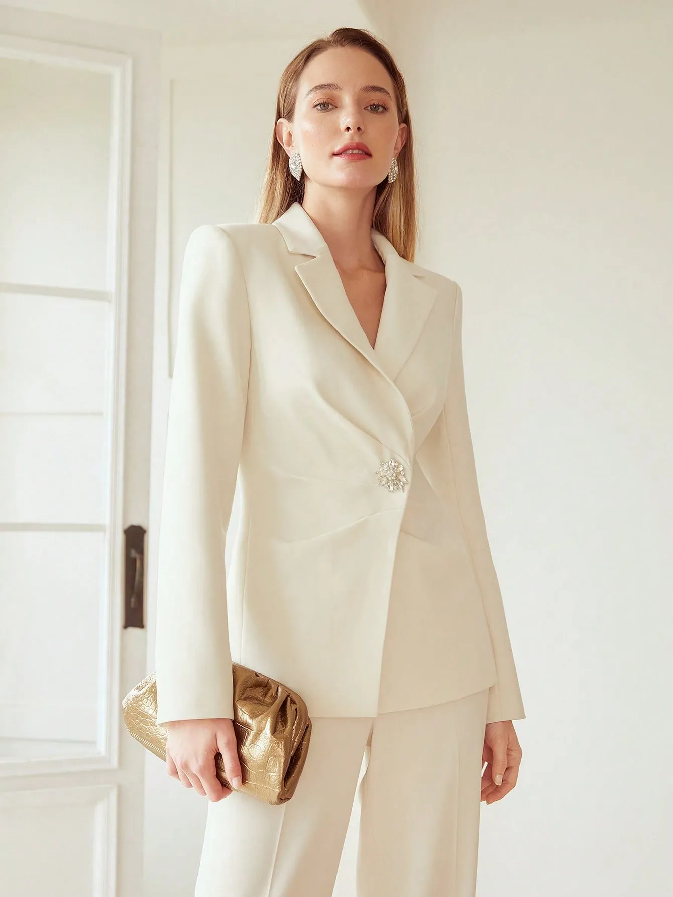 MOTF PREMIUM RHINESTONE BUTTON BLAZER