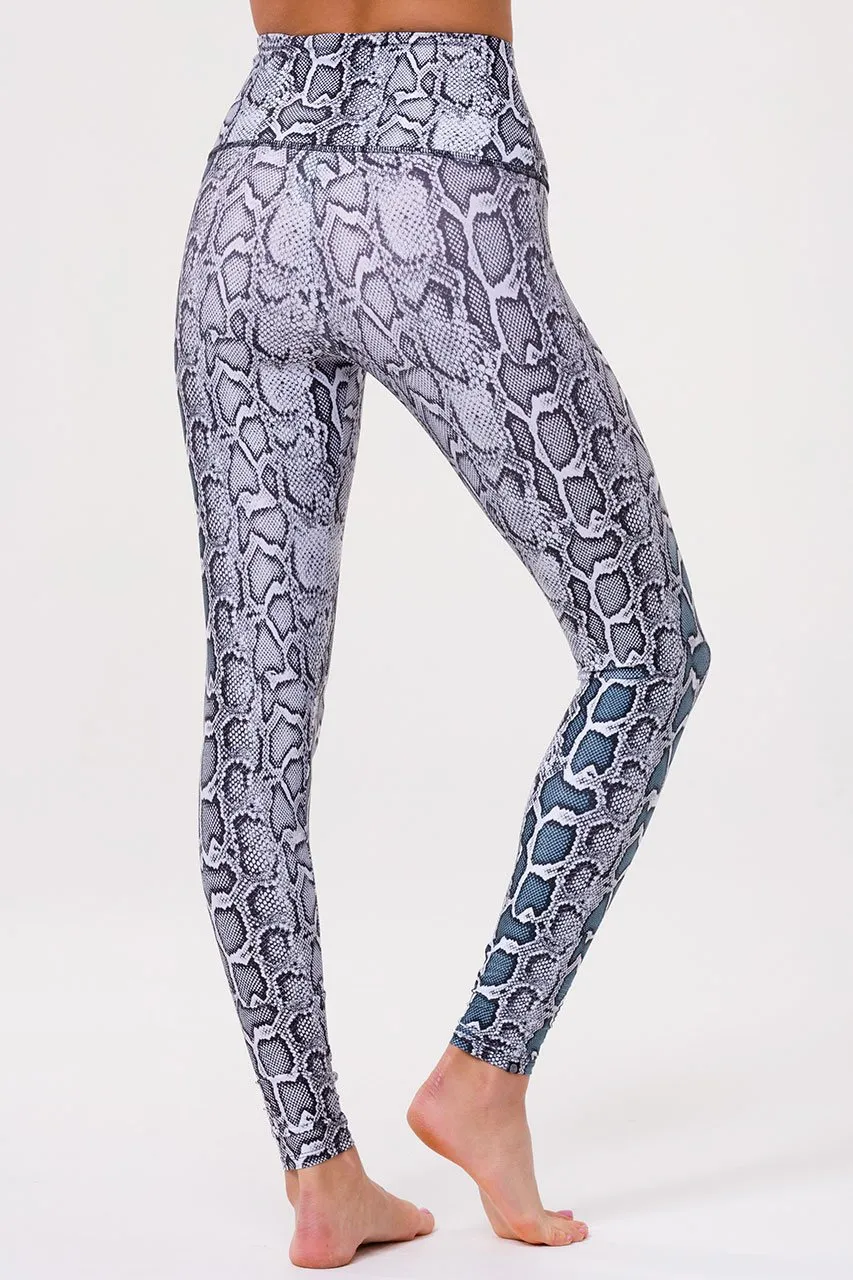 Onzie High Rise Legging - Black/White Viper