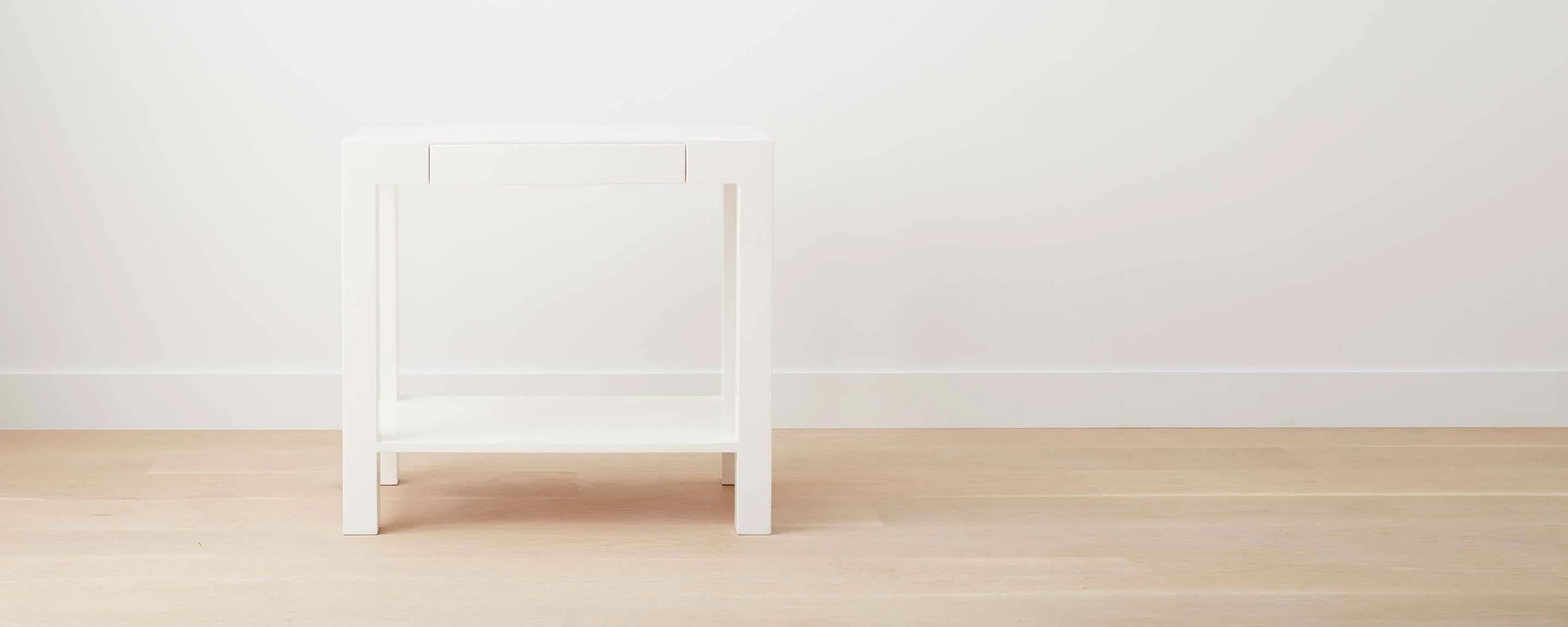 the lacquer parsons wide end table