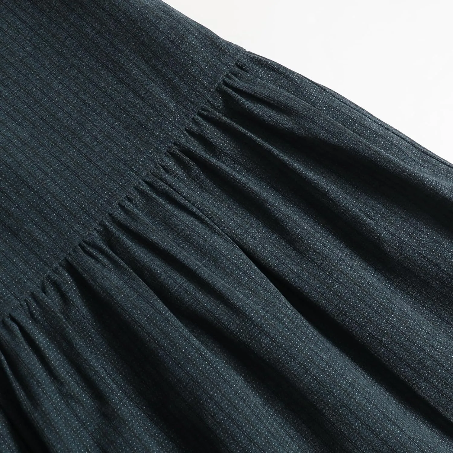 Women's High-Waisted Striped Skirt Elasticated Waist Autumn/Winter Hemline Pleated MIDI Skirt with Side Pockets